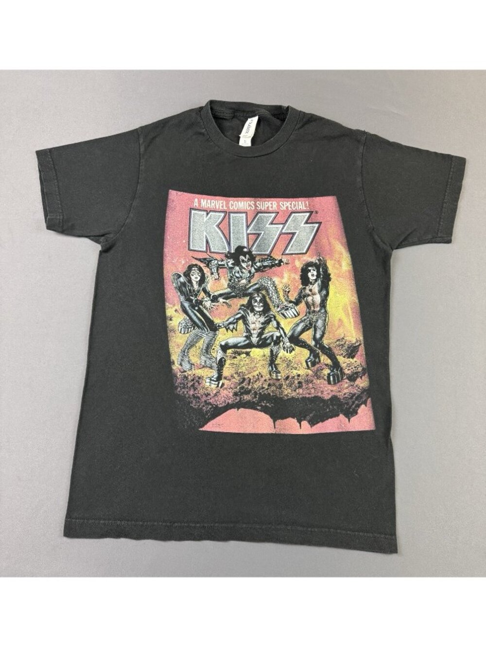 Rare Vintage Y2K Kiss Band Tee Marvel Comics Super Special Tour Concert Promo T